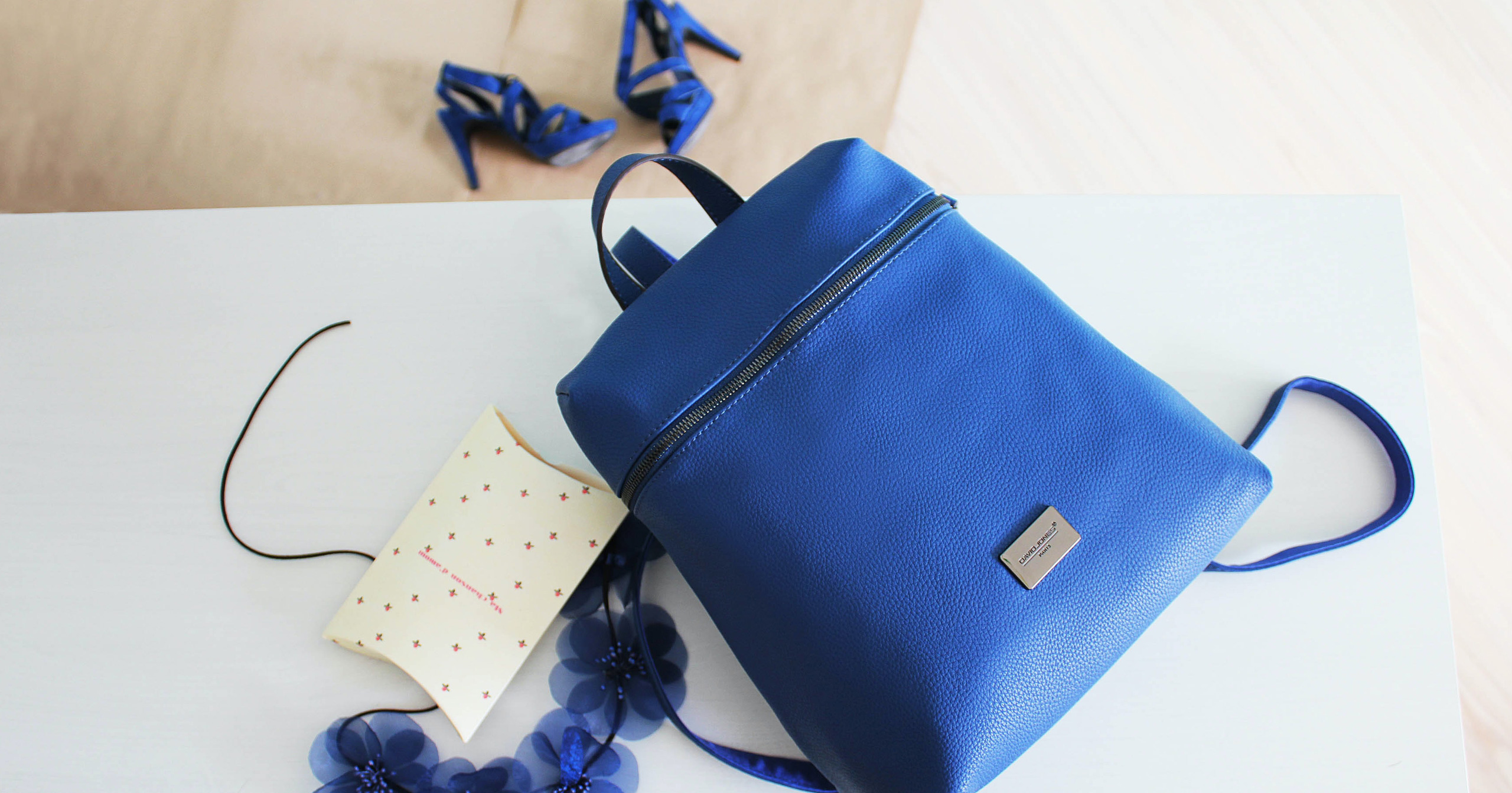 Colored Accessories to Match Your Outfit